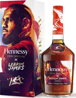 Hennessy Very Special LeBron James 40 % 0,7 l karton