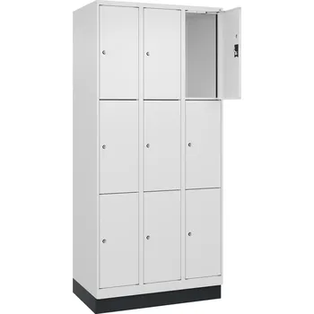 Šatní skříň Úložná skříň C+P Cabo-Plus, 3 oddíly, 900 x 500 x 1950 mm, bílá, podstavec