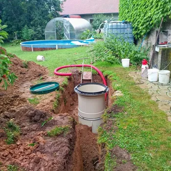 Čistička odpadních vod Sineko Přečerpávací stanice 8/20 NA KLÍČ L – s čerpadlem TLAKAN P4 bez starostí