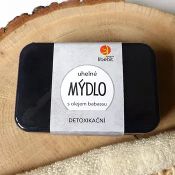 Mýdlo Detoxikační uhelné mýdlo s olejem babassu (Mýdlo s babassu olejem a aktivním uhlím)