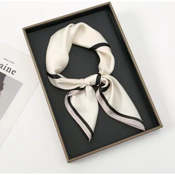 Šátek Hedvábný šátek krémovo-černý 70x70 cm v dárkovém balení, HEDVÁBNÝ SVĚT