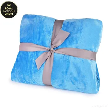 přikrývka LAGOON VELVET | přikrývka 150 × 200 cm | lesklý sametový efekt & měkké mikrovlákno | světle modrá