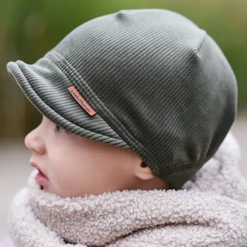 Kšiltovka khaki zelená manšestrová kšiltovka