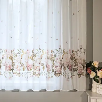 Záclona Voálová záclona RŮŽE, růžová na bílé, s olůvkem, výška 155cm ( v metráži)