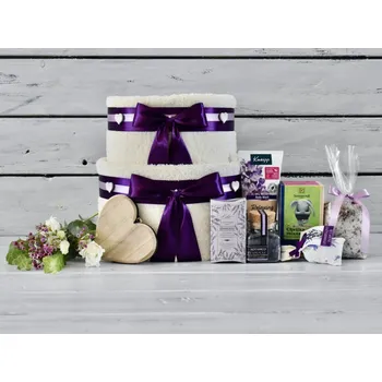 plenkový dort dortNEdort Dvoupatrový ručníkový dort levandule Mocca