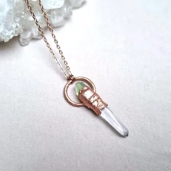 Náhrdelník Lemurský křišťál a peridot/olivín - přívěsek, náhrdelník AUTORSKÁ TVORBA ŠPERKŮ Z MINERÁLŮ