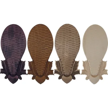 Dřevo Novák Podložka pod trofej, řezbovaná, srnec č.108 Barva: Hnědá