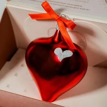 Vánoční ozdoba Koulier Srdce v srdci - červené srdce s bílým srdíčkem