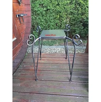 Stojan na květiny Kovový stojan na květiny Čtverec 9