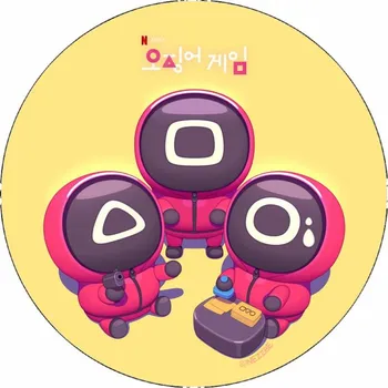 Jedlá dekorace na dort Jedlý papír Squid game hráči 19,5 cm