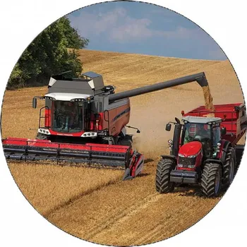 Jedlá dekorace na dort Jedlý papír kombajn v poli s traktorem 19,5 cm