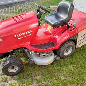 Obrázek k inzerátu: Zahradní traktor Honda HF 2417 HT elektrický výklop HF2417HTbaz