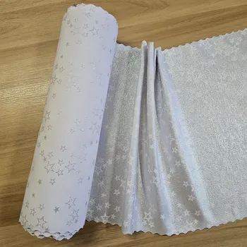 Vánoční dekorace Vánoční běhoun stříbrné hvězdy na bílé cena za 1 metr Český výrobce