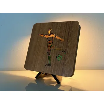 Lampička Li-Go "Fotbalista" lampa 19x19cm provedení povrchu: dub světlý