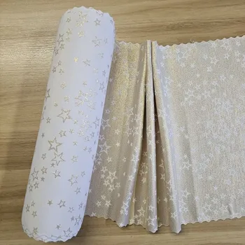 Vánoční dekorace Vánoční běhoun zlaté hvězdy na bílé cena za 1 metr Český výrobce