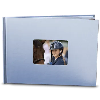 Fotokniha Fotokniha24 hod. Vaše nejlepší foto kniha A4 šířku v modré barvě - béžové pozadí