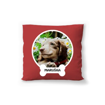 Polštář Červený polštář s vlastní fotografií. Motiv pejska s vlastní fotografií