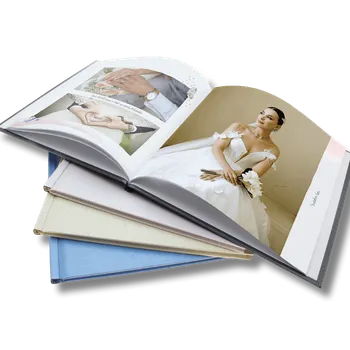 Fotokniha Objevte nejlepší akce na fotokniha24 a získejte fotoknihu levně. Foto kniha modrá 21 x 21 cm - svatební motýli