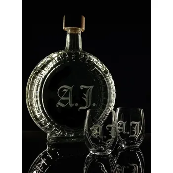 Likér lahev na slivovici (pálenku) 0,7l a 2 ks likér s rytinou monogramu na přání (švabach)