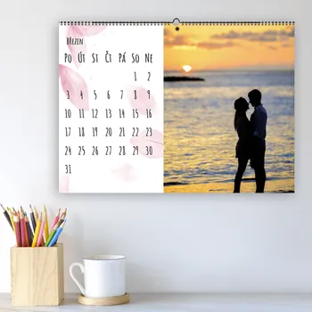 Fotokalendář Nástěnný Fotokalendář 2026, A3 na šířku, Kvalitní fotopapír a kovová spirála, Jednoduchý editor. Motiv Pro zamilované