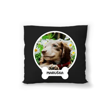 Polštář Černý polštář s vlastní fotografií. Motiv pejska s vlastní fotografií