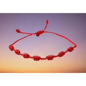 Náramek Červený kabbalah náramek – 7 uzlů pro ochranu a energii