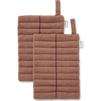 Ferm Living, Kuchyňské chňapky Ito ořechové 2 ks - Formadore