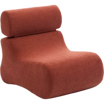 Křeslo Terakotově červené bouclé křeslo Kave Home Club