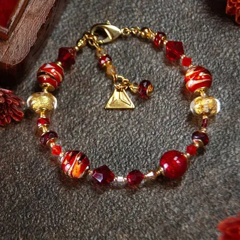 Náramek Lampglas Náramek Scarlet Aura s 24karátovým zlatem v perlách Lampglas