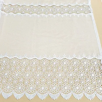 Záclona BYTEMA Hotová vyšívaná luxusní záclona GERSTER 11509 bílé květy 180 x 440 m