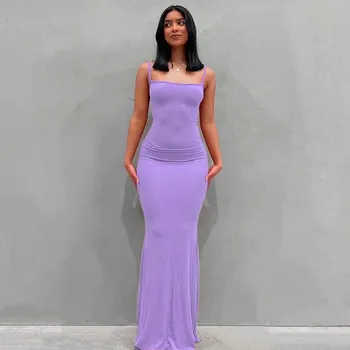 Dámské šaty Pouzdrové šaty se špagetovými ramínky Velikost: XS, Barva (Varianta): Fialky-Bez rukávů