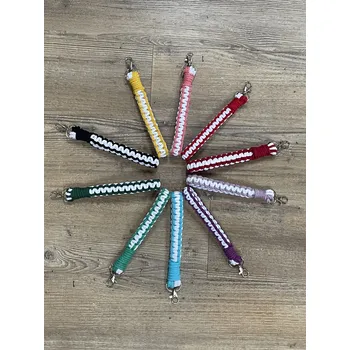 Pletené klíčenky barevně-bílá - Barva azurová