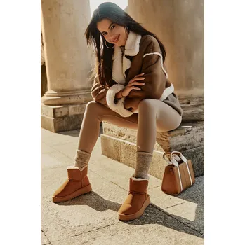 Dámská zimní obuv Kožené Semišové Sněhule S Kožešinou Vinceza 97951 Barva: Béžová, Velikost: 39