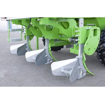 Kultivátor Profesionální dvouřadý sazeč brambor 75-90cm - BOMET Gemini Varianta: Radlice + Hrobkovač