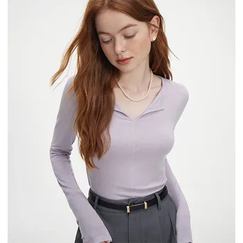 Dámský pulovr s véčkovým výstřihem Barva: Levandulová, Velikost: L