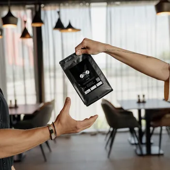 Káva ORO Caffe Espresso 250 g | Zrnková káva Balení: 250g