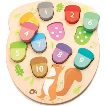 Hračka pro nejmenší Dřevěná vkládačka se žaludy Tender Leaf How Many Acorns