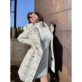 Dámský kabát Kabát La Gabriella 5239-608 smetanový s šedým květem a kapucí Velikost: 38