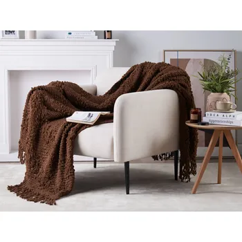 deka Deka hnědá bavlna a akryl přikrývka 150 x 200 cm pletený přehoz se střapci Beliani