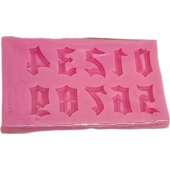 Forma na pečení Cesil Silikonová formička Čísla 8,5x5 cm