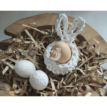 Velikonoční dekorace Háčkovaný košíček na vajíčko bílý