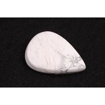 Korálek Kabošon Howlit č.2170 (31x22x6mm)