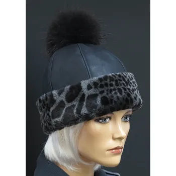 Čepice Splus Dámská kožešinová čepice s bambulí z mývalovce - 4782 napalan Velikost: 56/57 cm