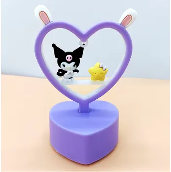 Noční světlo Noční světlo - POHÁDKA SANRIO - KUROMI - SRDÍČKO (Značka: BANDAI)