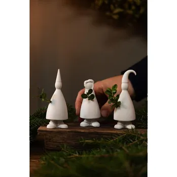 Vánoční dekorace STOREFACTORY Vánoční keramické figurky LUCIA SET/3ks V.11cm bílé