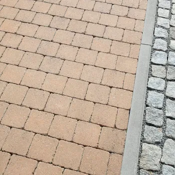 Dlažba betonová BEST LEGENDA I ostařený karamel výška 60 mm