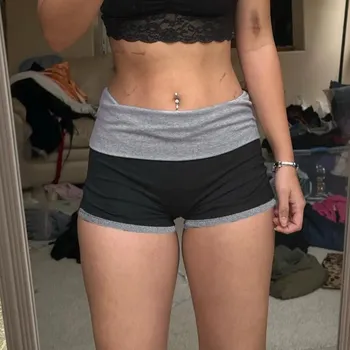 Dámské kraťasy Dámské přiléhavé šortky Barva: Tmavě Šedá, Velikost: M