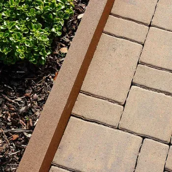 Zahradní obrubník Obrubník betonový BEST PARKAN III standard karamelový 50x1000x250 mm