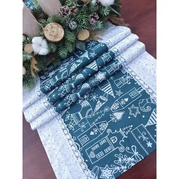 Vánoční dekorace Běhoun vánoční - bílá vánoční vesnička na petrolejové v kombinaci se stříbrnými hvězdičkami na bílé