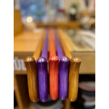 Vycházková hůl dřevěná COLOR - Fialová